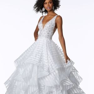 Morilee prom/bridal Gown